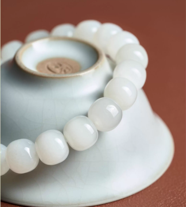 Authentic Hetian White Jade Bracelet for Good Fortune & Spiritual Growth