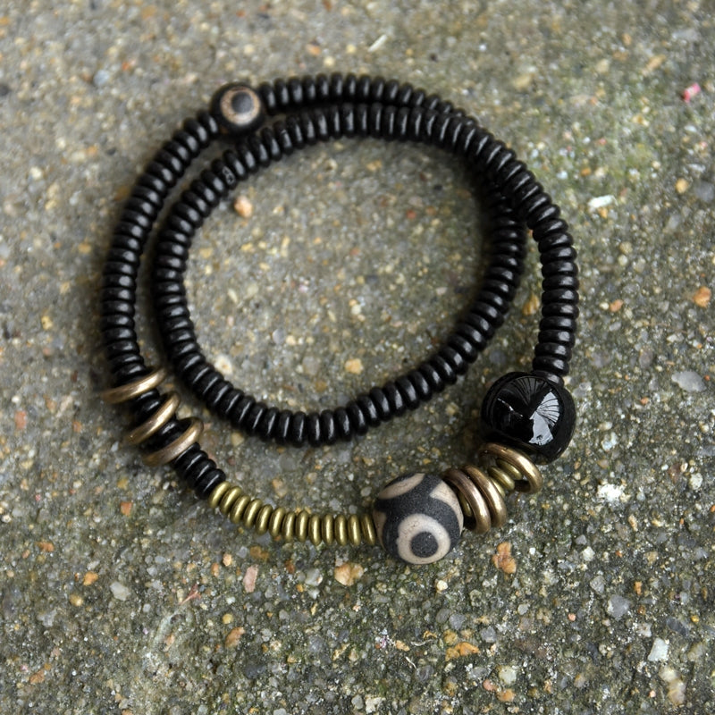 Sandalwood & Dzi Bead Grounding Bracelet for Spiritual Growth