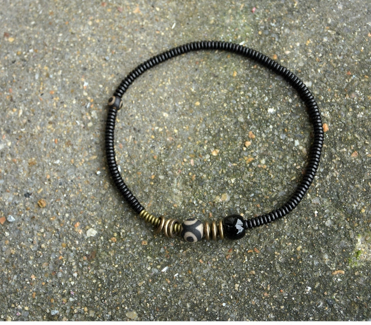 Sandalwood & Dzi Bead Grounding Bracelet for Spiritual Growth