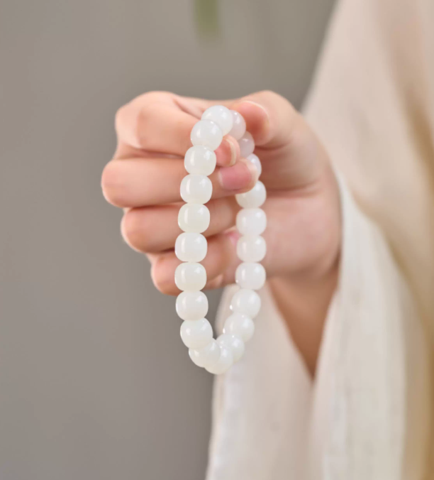 Authentic Hetian White Jade Bracelet for Good Fortune & Spiritual Growth