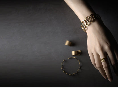 Artisan Wavy Sine-Wave Brass Rings