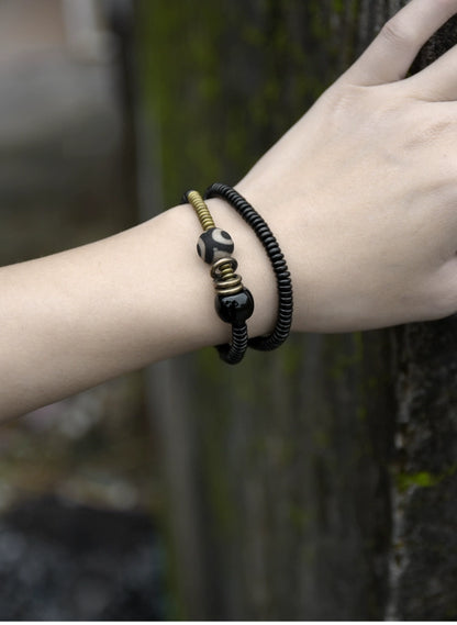 Sandalwood & Dzi Bead Grounding Bracelet for Spiritual Growth